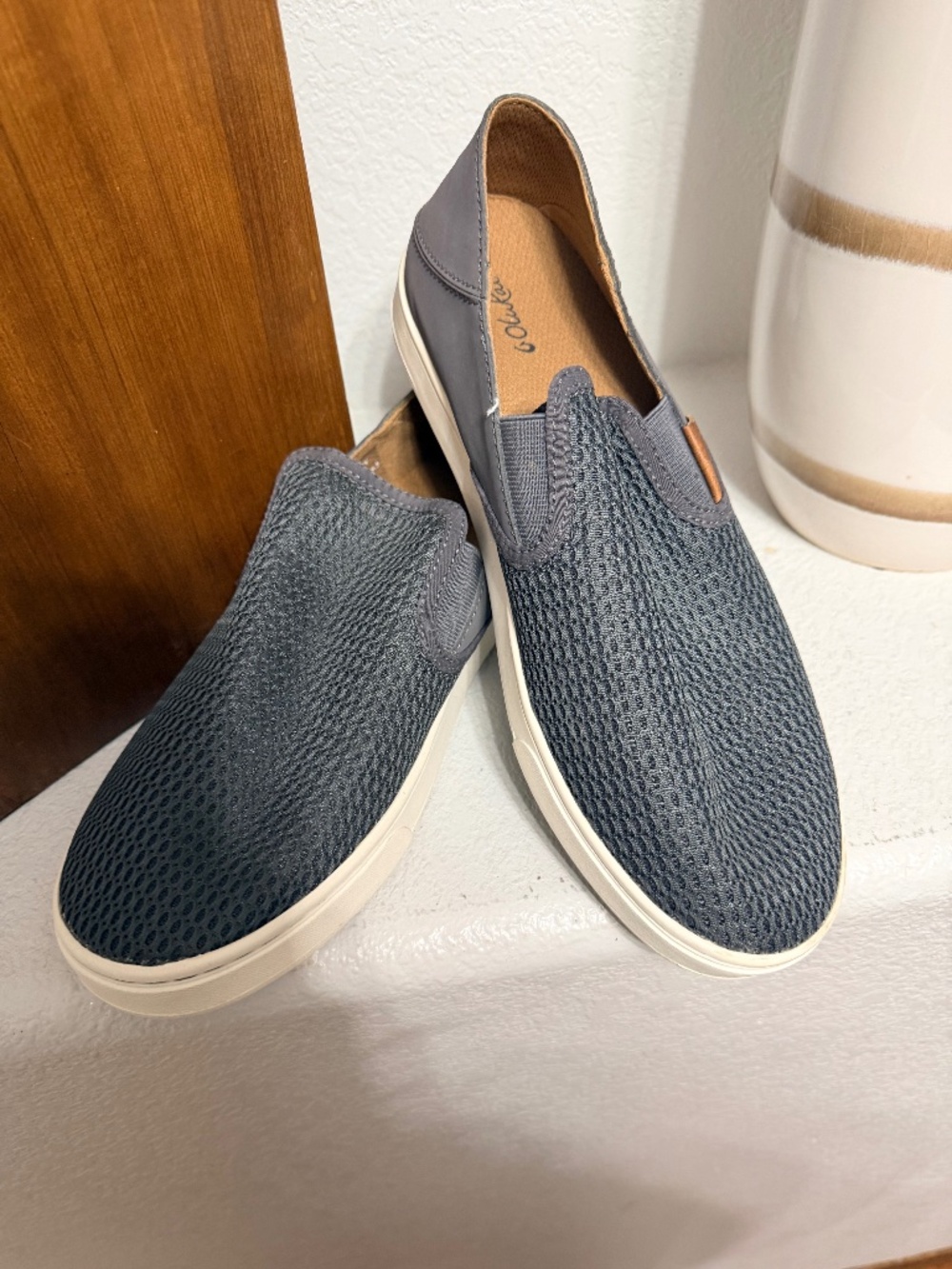 OluKai NWOT women’s slip on’s